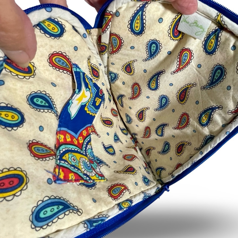 Vera Bradley Soft Quilted Cotton Marina Paisley 9 inch Tablet e-Reader Case - Picture 5 of 8